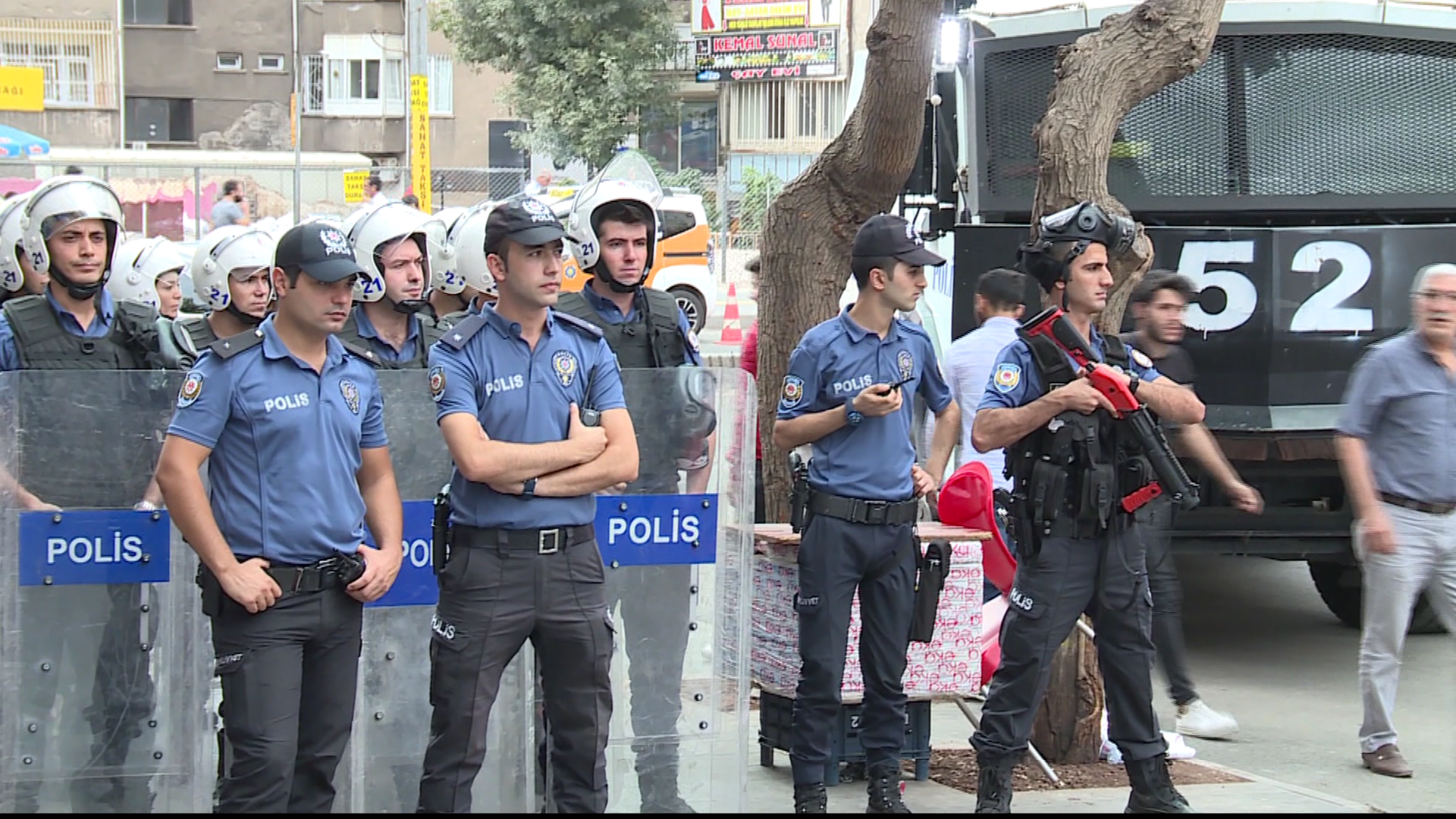 Li Mûşê hemû core  xwenîşandan û çalakî hatin qedexekirin